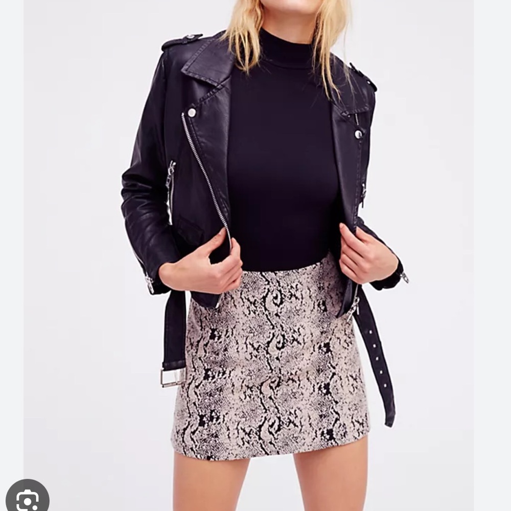 Free People Snake Print Jacquard Mini Skirt Size 2